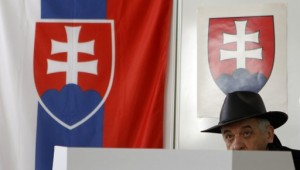 2012-03-10T120938Z_01_PEJ07_RTRIDSP_3_SLOVAKIA-ELECTION